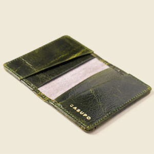 Dark green leather RFID bifold card wallet with 4 slots by Casupo.